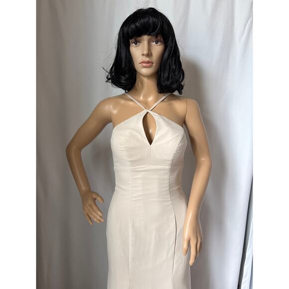Azazie sexy fitted keyhole halter formal maxi Champagne. dress XXS - Picture 5 of 14